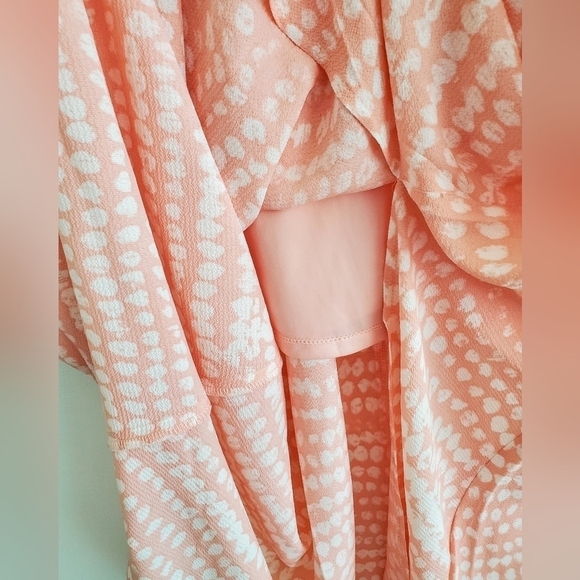 BCBG PARIS Off the Shoulder Sandy Dot Flowy Maxi dress Coral pink Size … - Picture 10 of 16